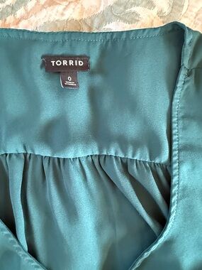 torrid Teal Satin-Feel Sleeveless Blouse